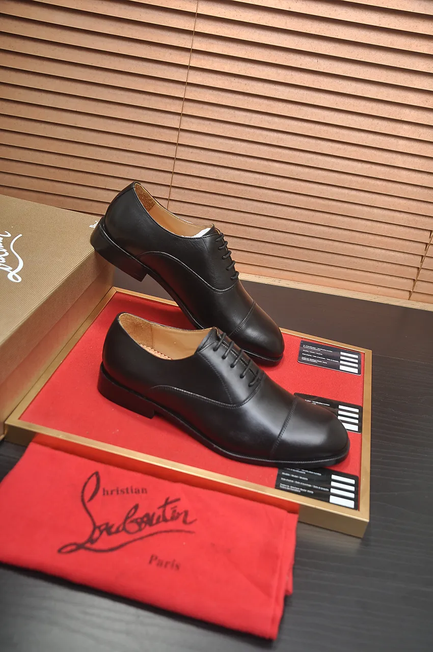 Men's shoes 💰620💶 [Chrstian Loubotin] Red-soled shoes 💋Original mold opening, the highest version on the market, purely handmade ➕Imported cowhide uppers, first-layer water-dyed cowhide lining! Original EU high-gloss outsole. 38 to 45 (45 customized),